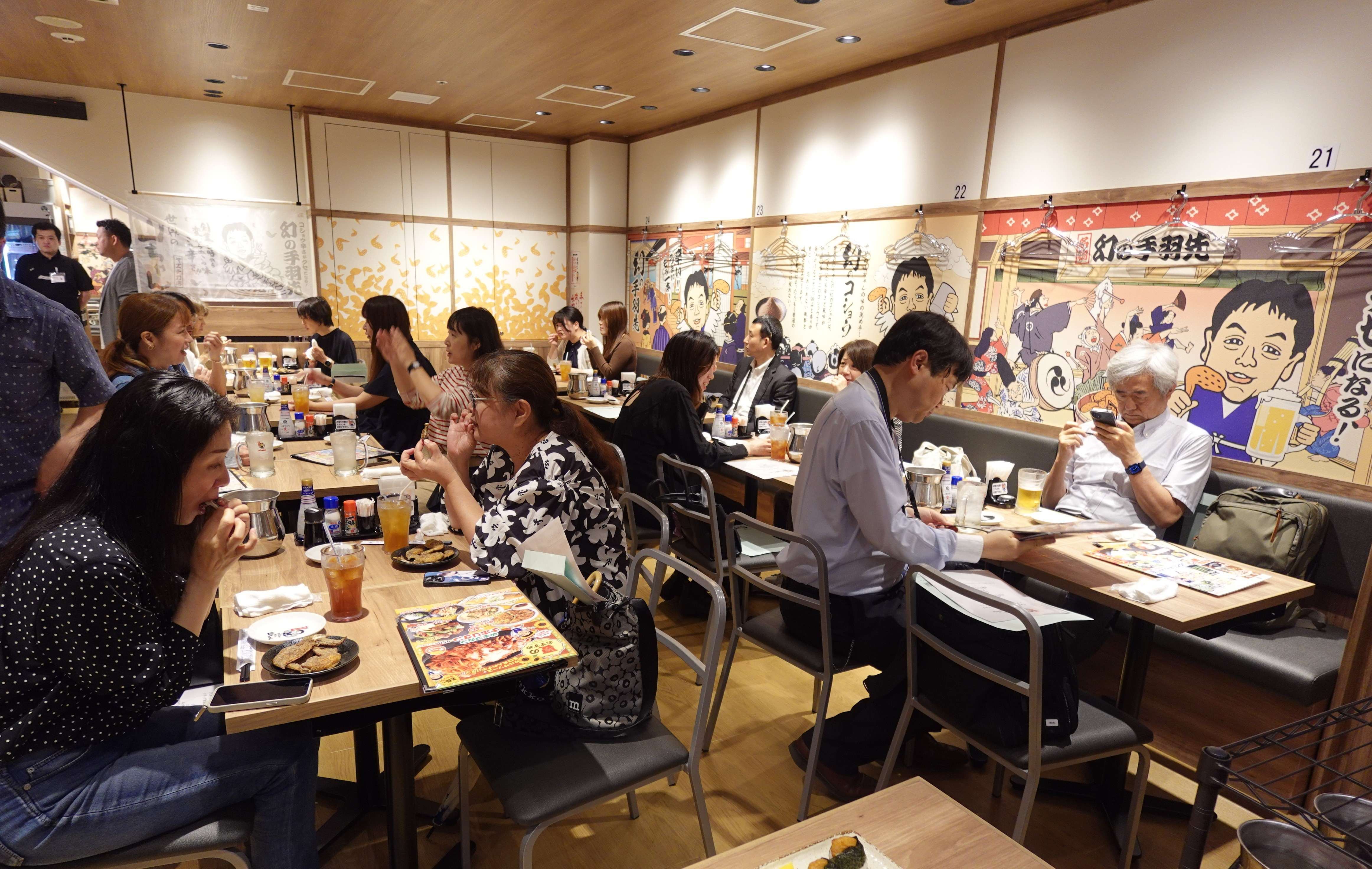 4-世界の、店内s