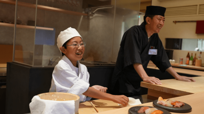 寿司体験の様子